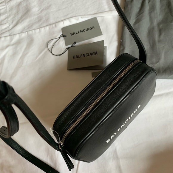 SOLD Balenciaga Everyday XS Camera Bag - Picture 6 of 10